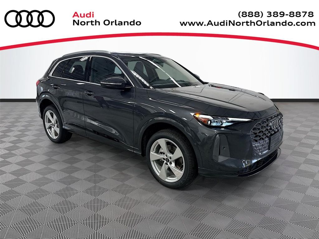 New 2025 Audi Q5 Premium Plus TFSI quattro S tronic