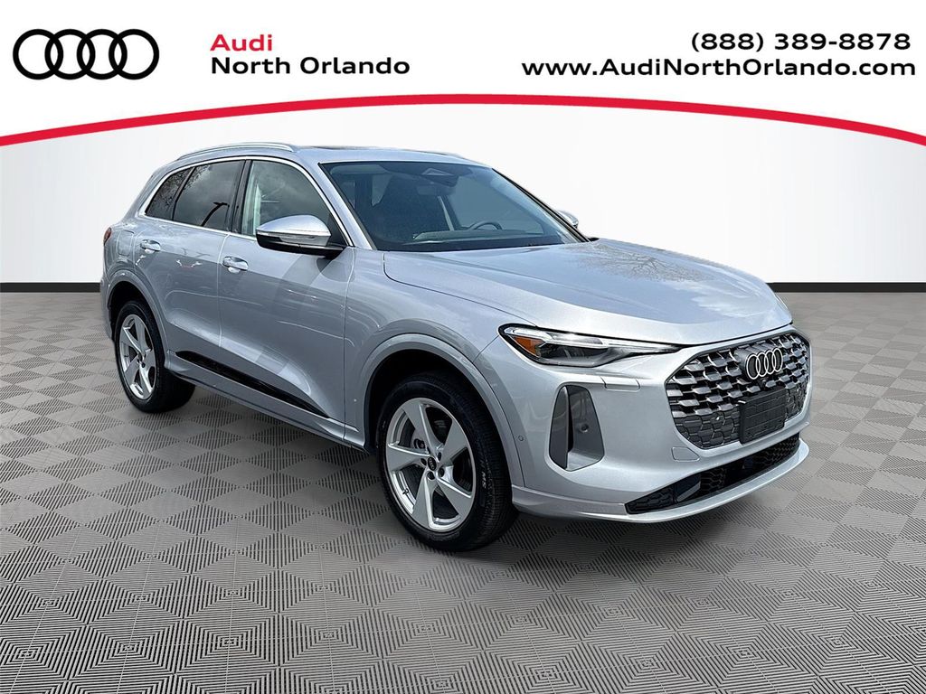 New 2025 Audi Q5 Premium Plus TFSI quattro S tronic