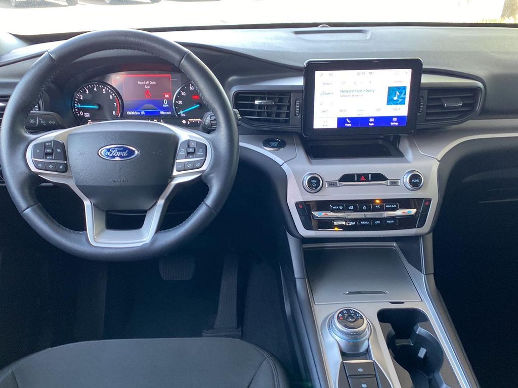2023 FORD EXPLORER XLT 缩略图 18