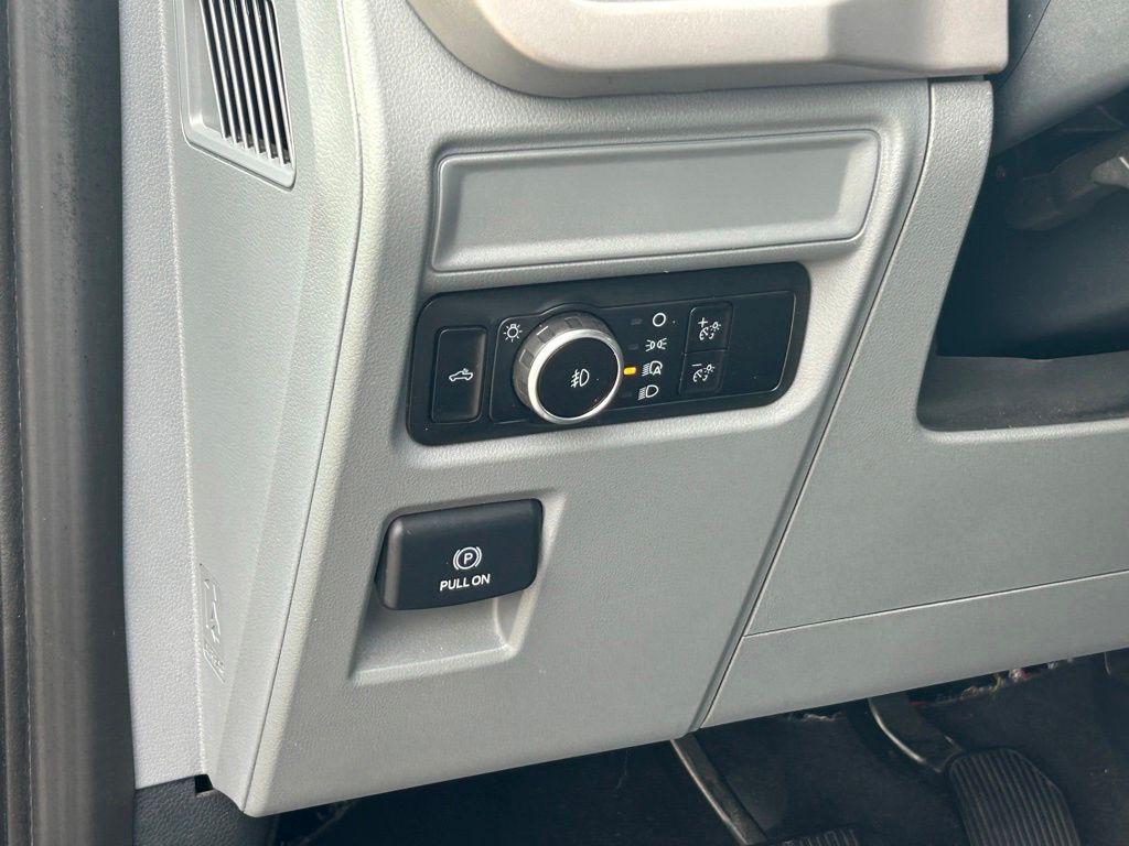 2023 FORD F-150 XLT 缩略图 35