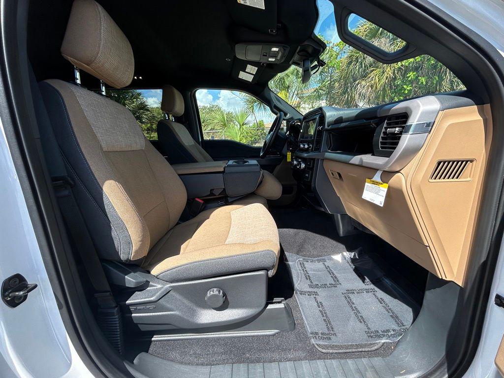 صورة مصغرة 24 لـ 2023 FORD F-150 XLT