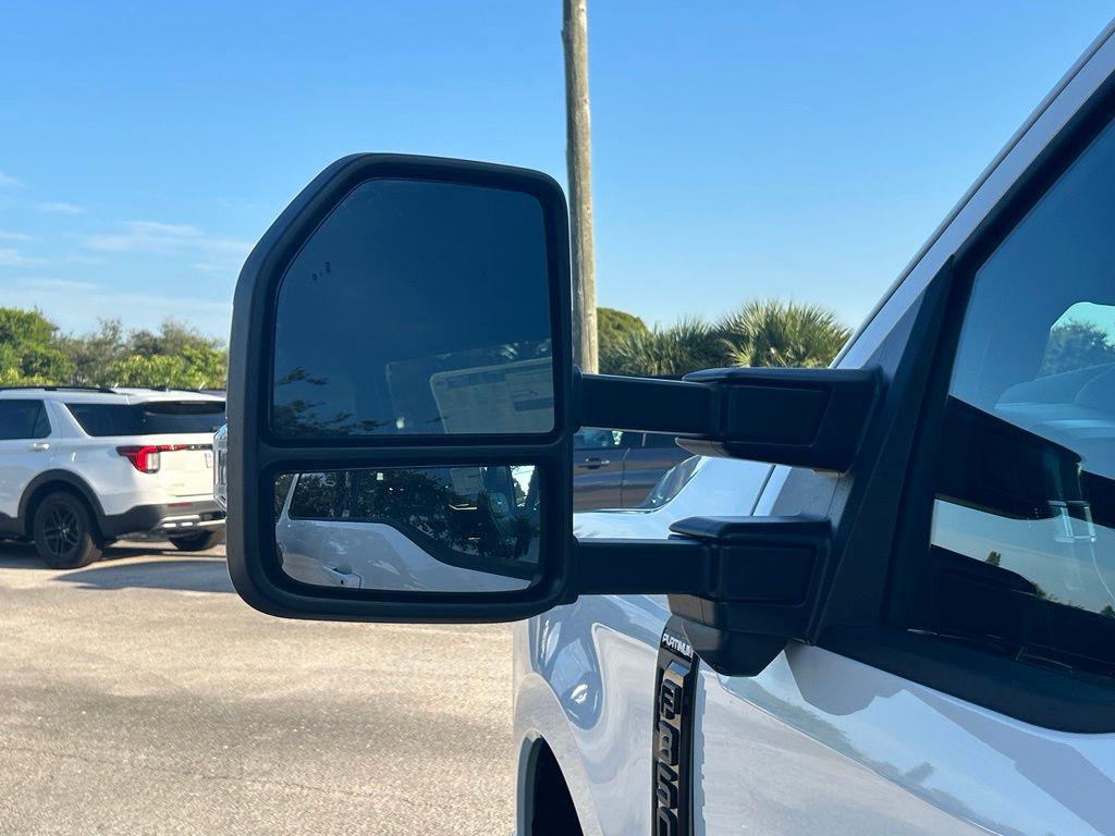 2026 FORD F-350 PLATINUM 缩略图 16