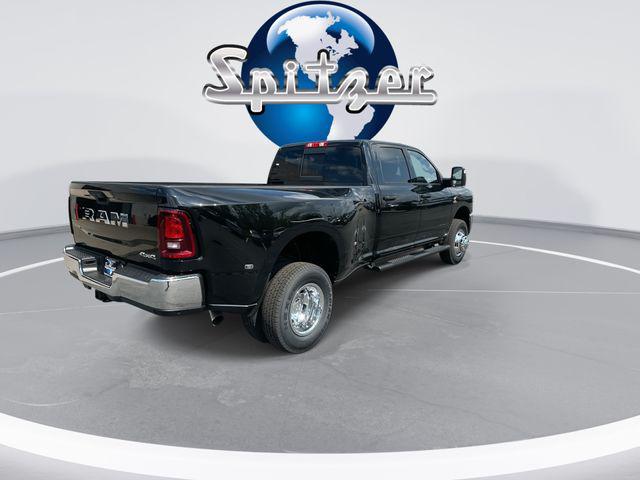2026 RAM 3500 TRADESMAN CREW CAB 4X4 8' BOX — фото 10
