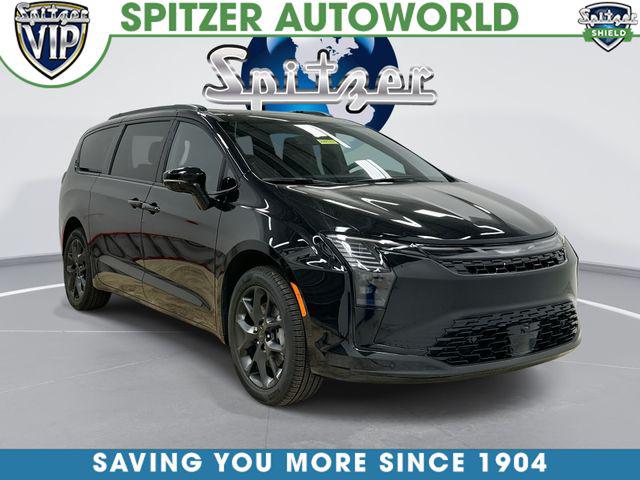 New 2027 Chrysler Pacifica Limited