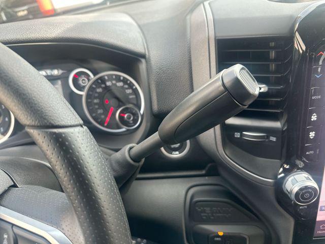 صورة مصغرة 22 لـ 2026 RAM 3500 TRADESMAN CREW CAB 4X4 8' BOX