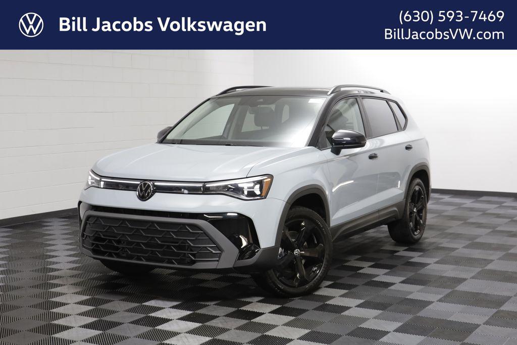 New 2026 Volkswagen Taos 1.5T SE Black