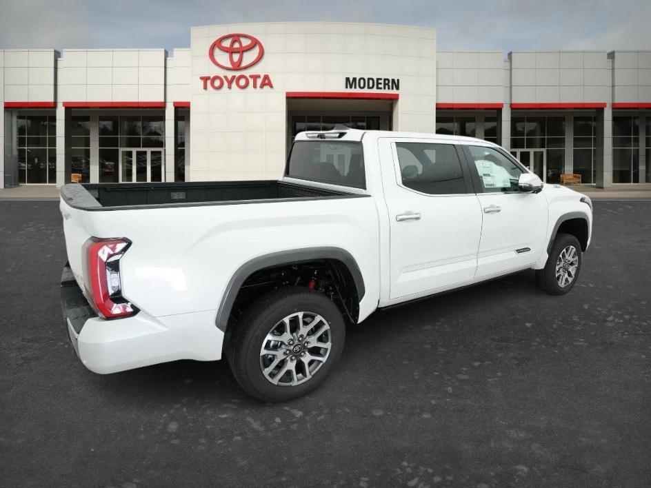 TOYOTA TUNDRA - 5