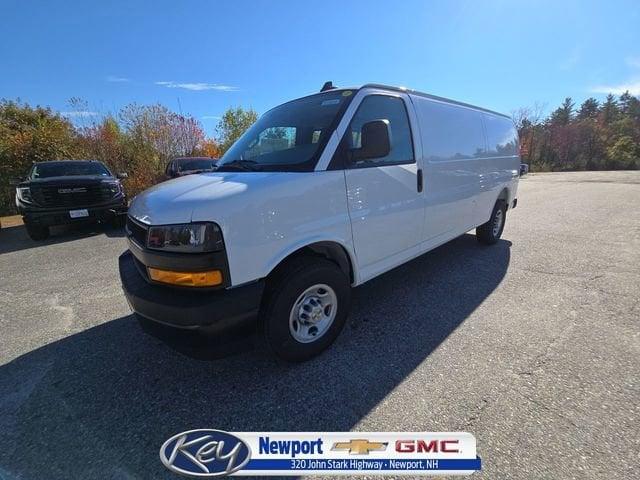 New 2025 Chevrolet Express 2500 Work Van