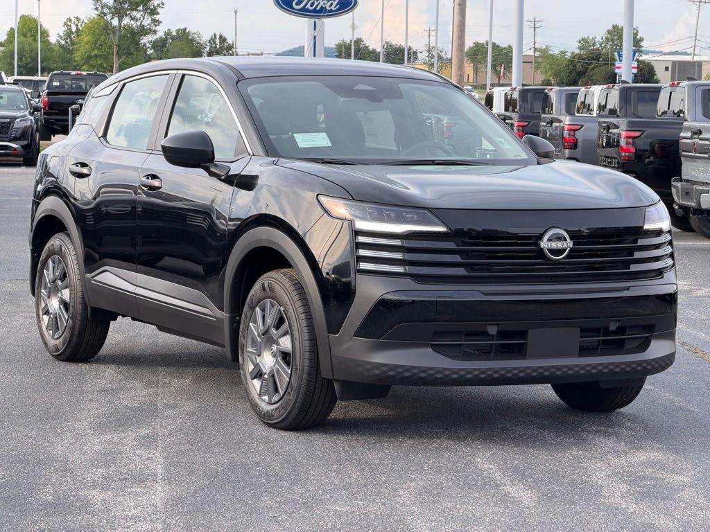 New 2026 Nissan Kicks S