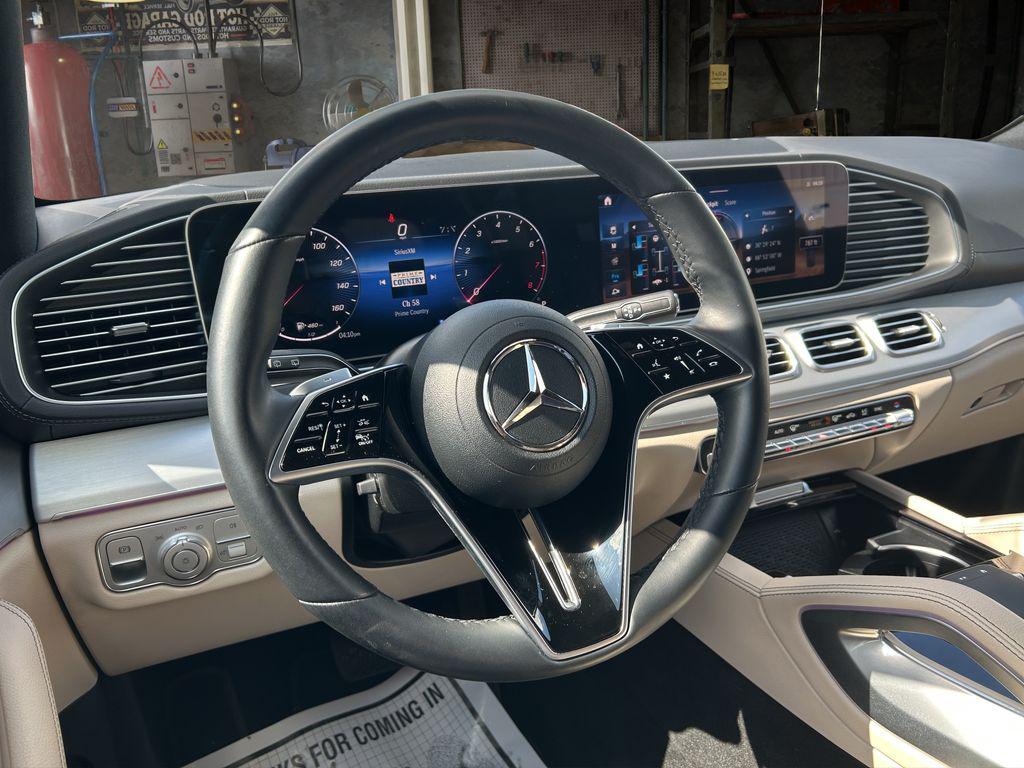 2025 Mercedes-BENZ GLS 缩略图 17