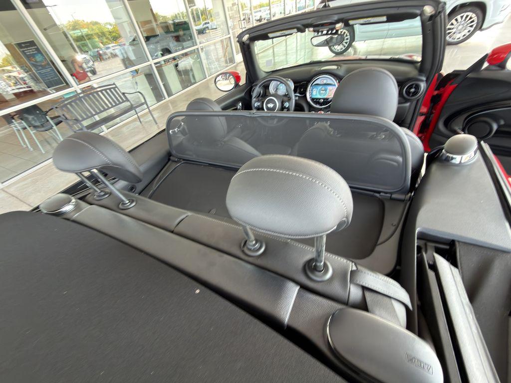 2024 MINI CONVERTIBLE COOPER S — миниатюра 18