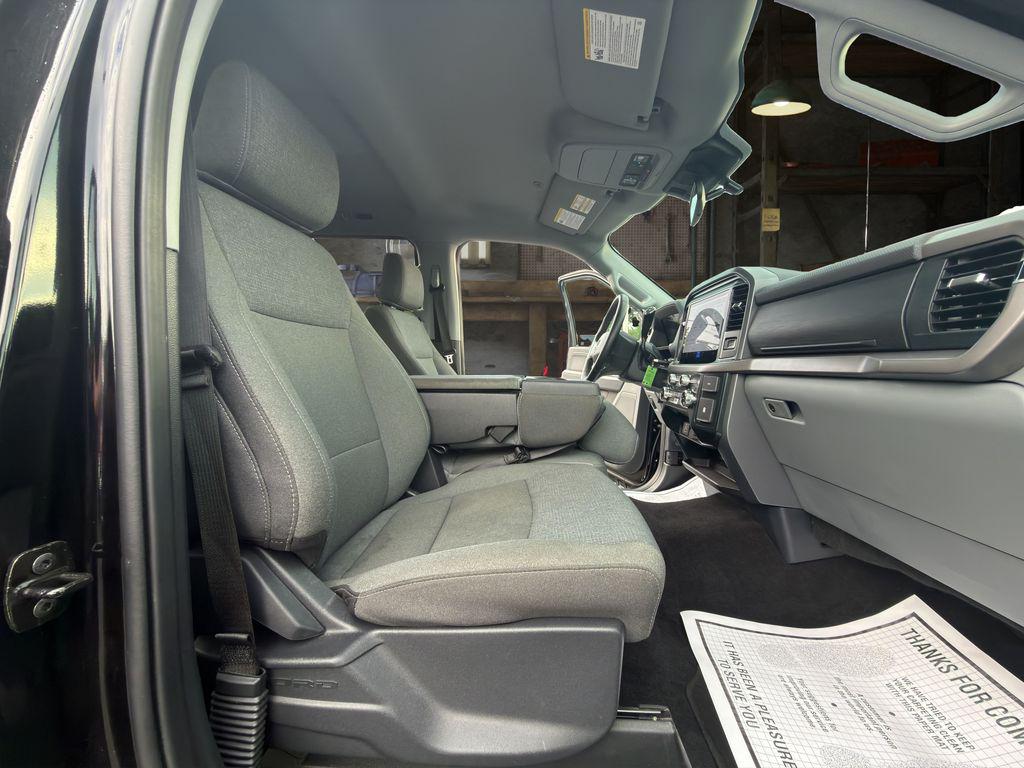 صورة مصغرة 15 لـ 2025 FORD F-150 XLT
