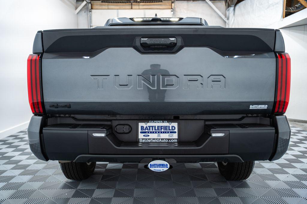 TOYOTA TUNDRA - 6