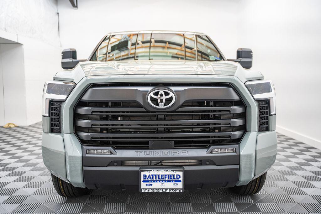 TOYOTA TUNDRA - 2
