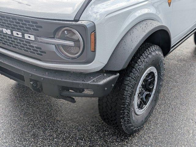 FORD BRONCO - 10