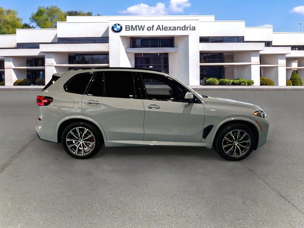 صورة 4 لـ 2024 BMW X5 XDRIVE40I