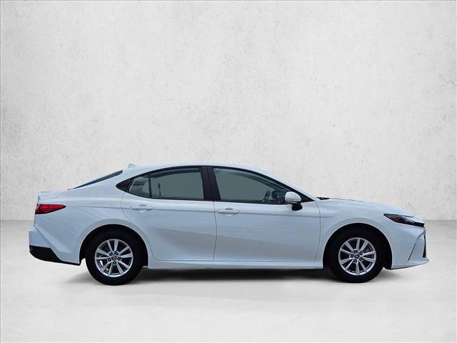 صورة 4 لـ 2026 Toyota CAMRY LE