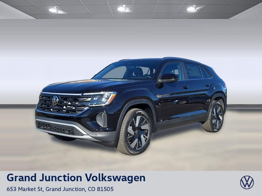 New 2026 Volkswagen Atlas Cross Sport 2.0T SE w/Technology 4MOTION