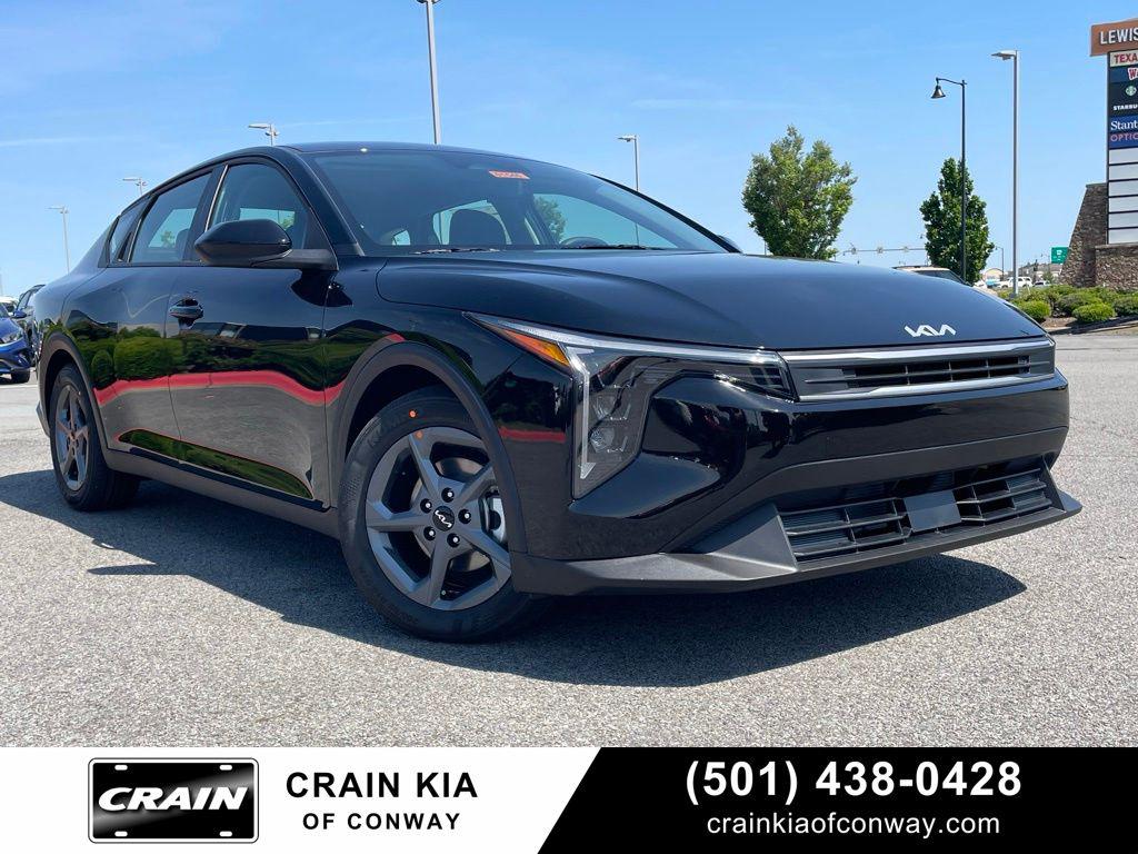 New 2026 Kia K4 LXS