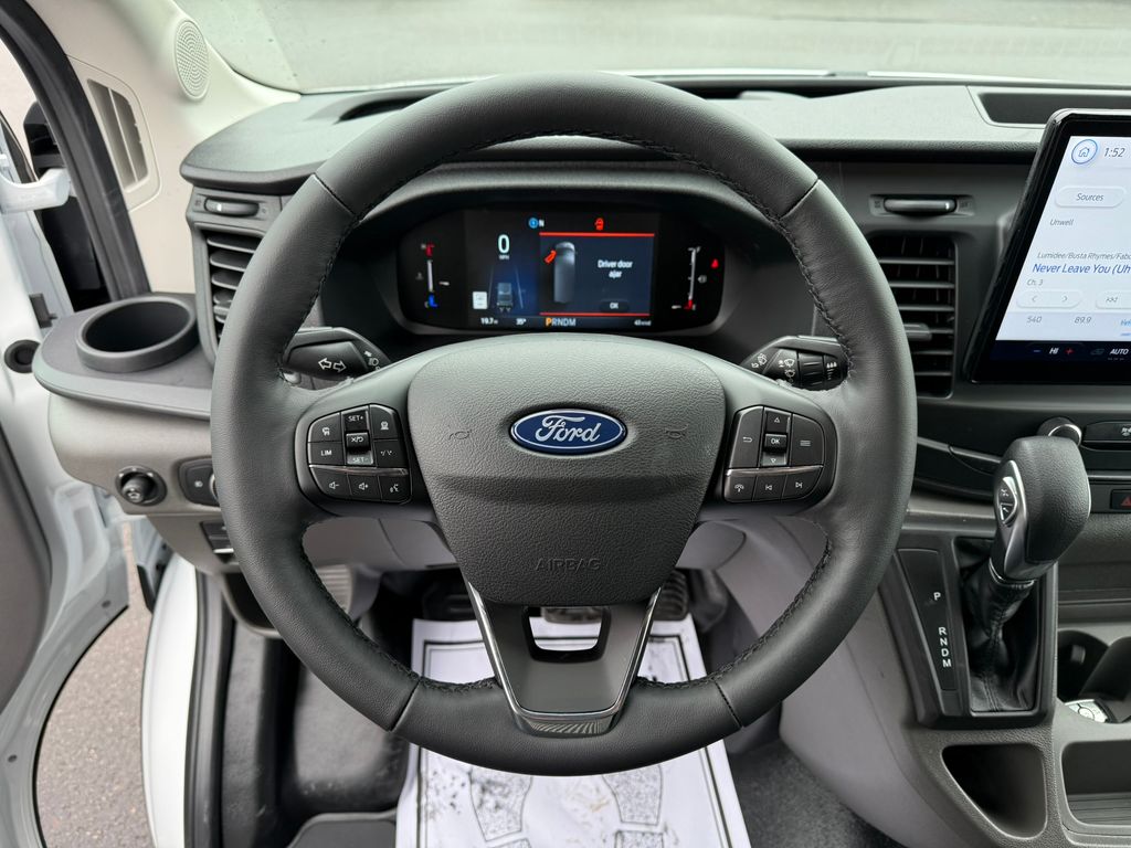 صورة مصغرة 21 لـ 2026 FORD TRANSIT-250 148 WB MEDIUM ROOF CARGO