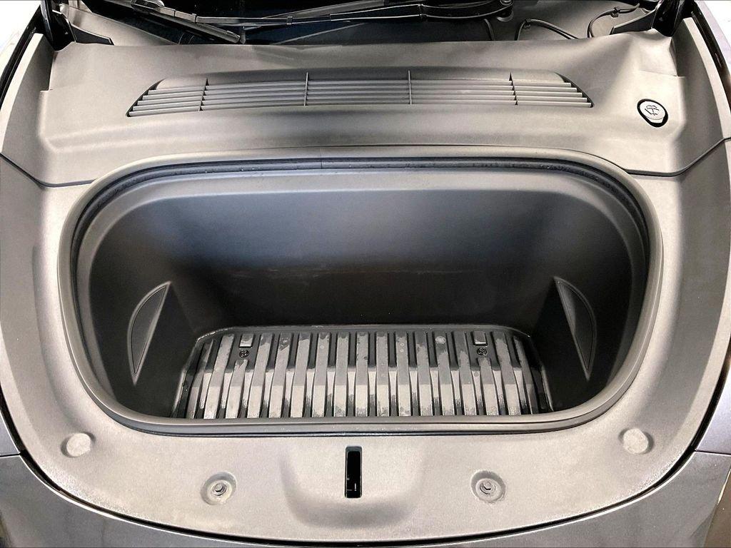 صورة مصغرة 30 لـ 2024 Tesla MODEL Y LONG RANGE