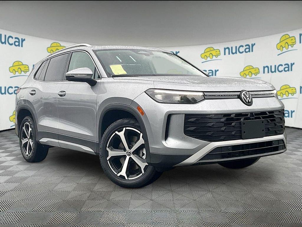 New 2026 Volkswagen Tiguan 2.0T SE