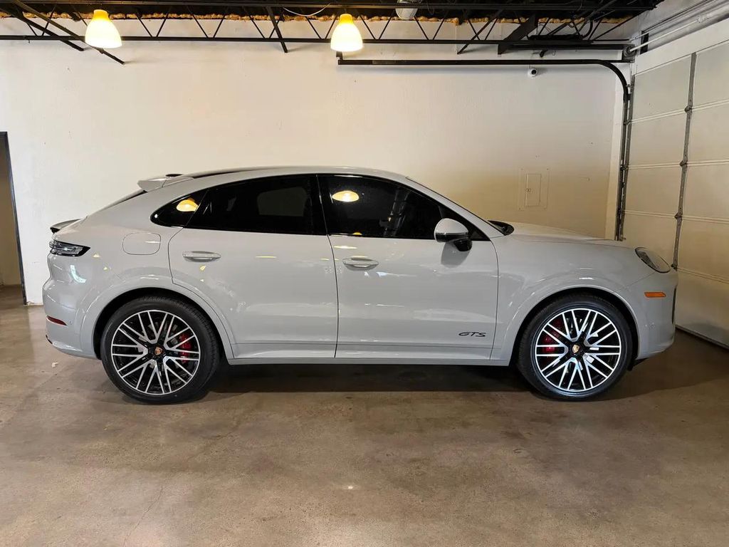 PORSCHE CAYENNE - 5