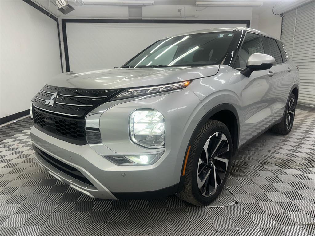 Used 2023 Mitsubishi Outlander SE 2.5 2WD