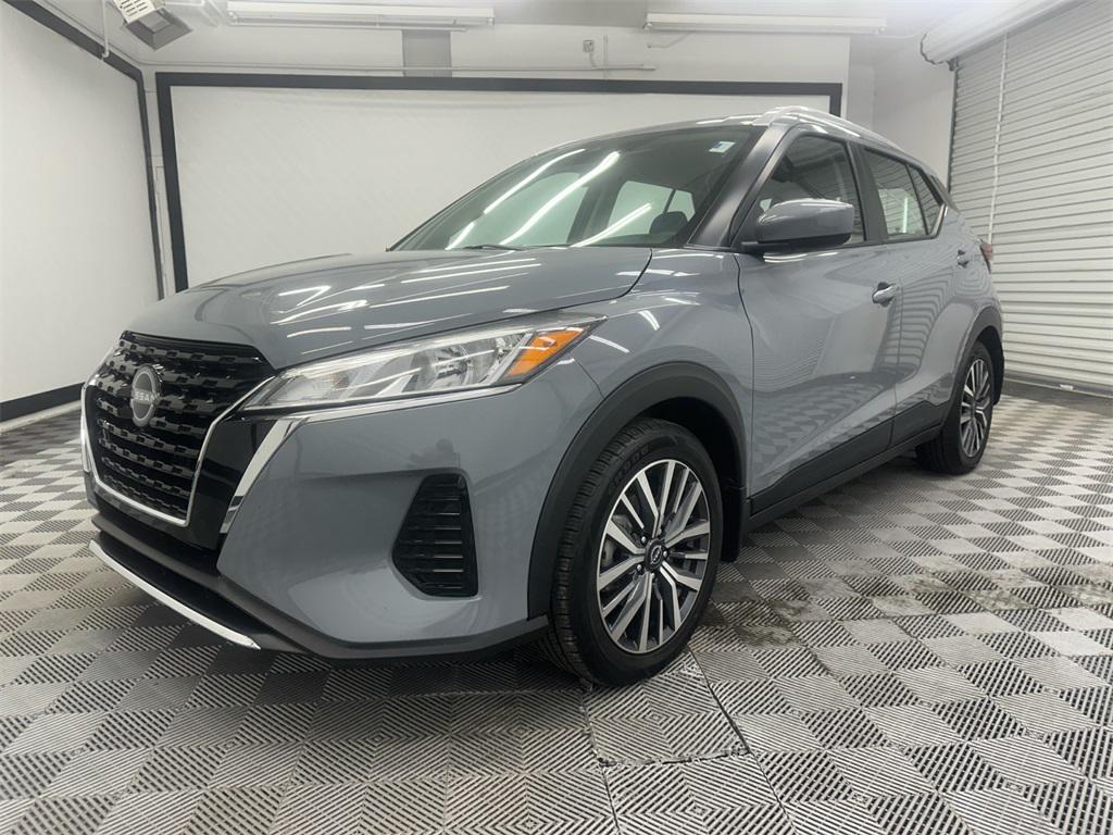 Used 2024 Nissan Kicks SV