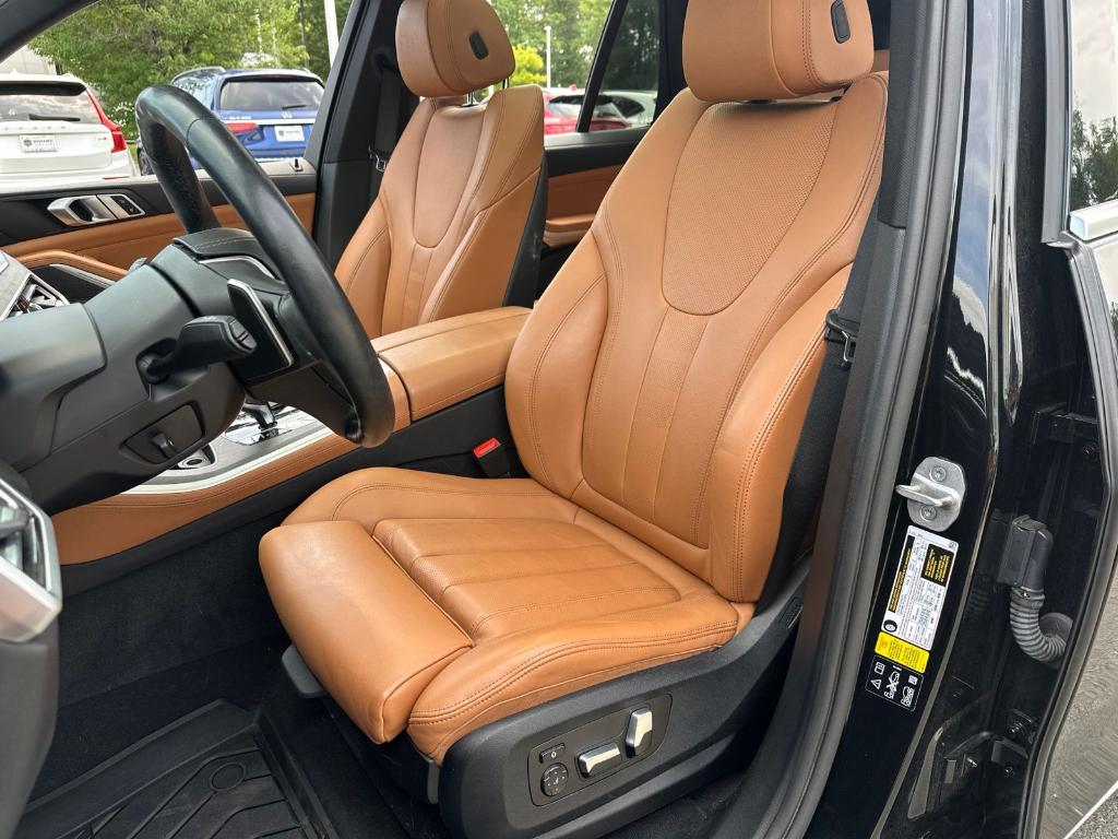 صورة 10 لـ 2021 BMW X5 XDRIVE40I