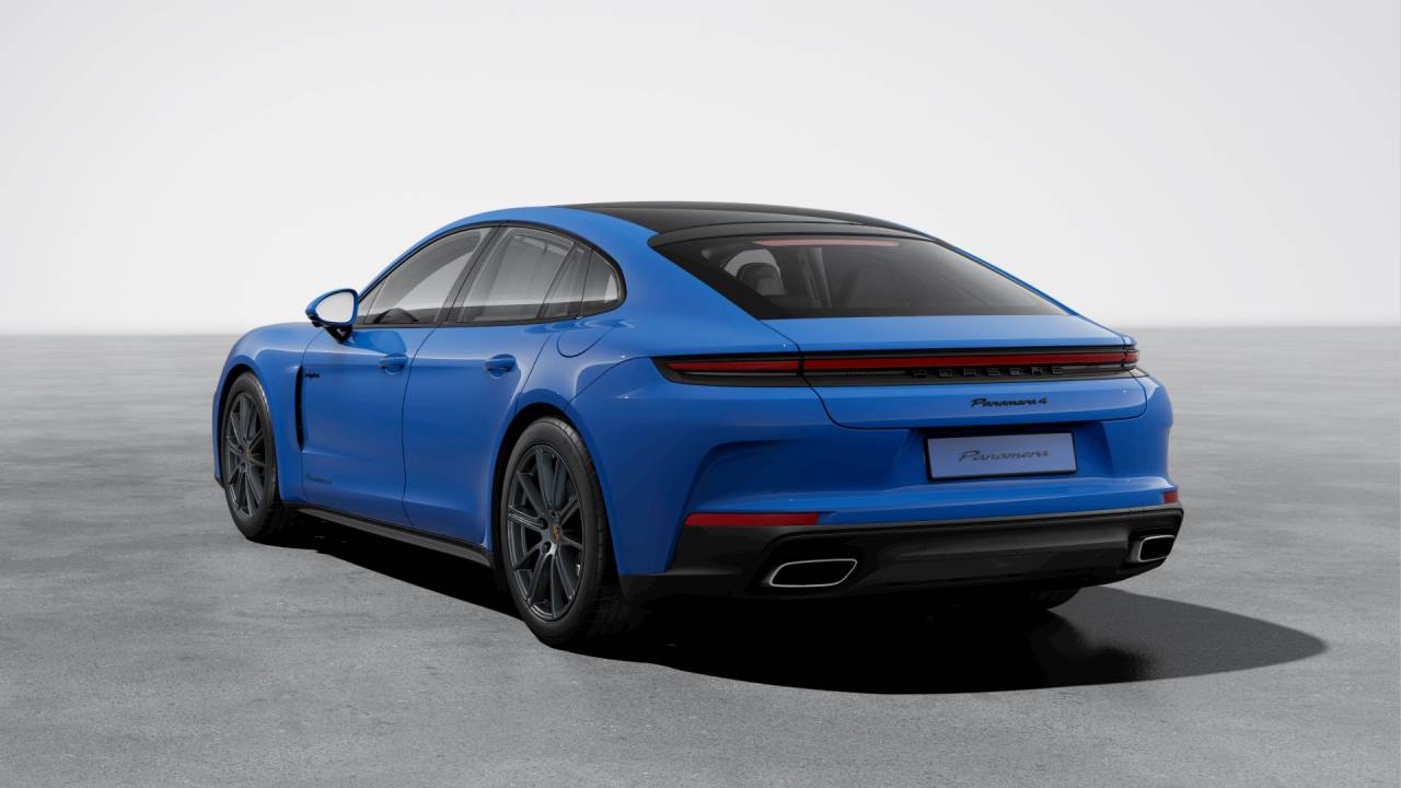 2025 Porsche PANAMERA photo 3