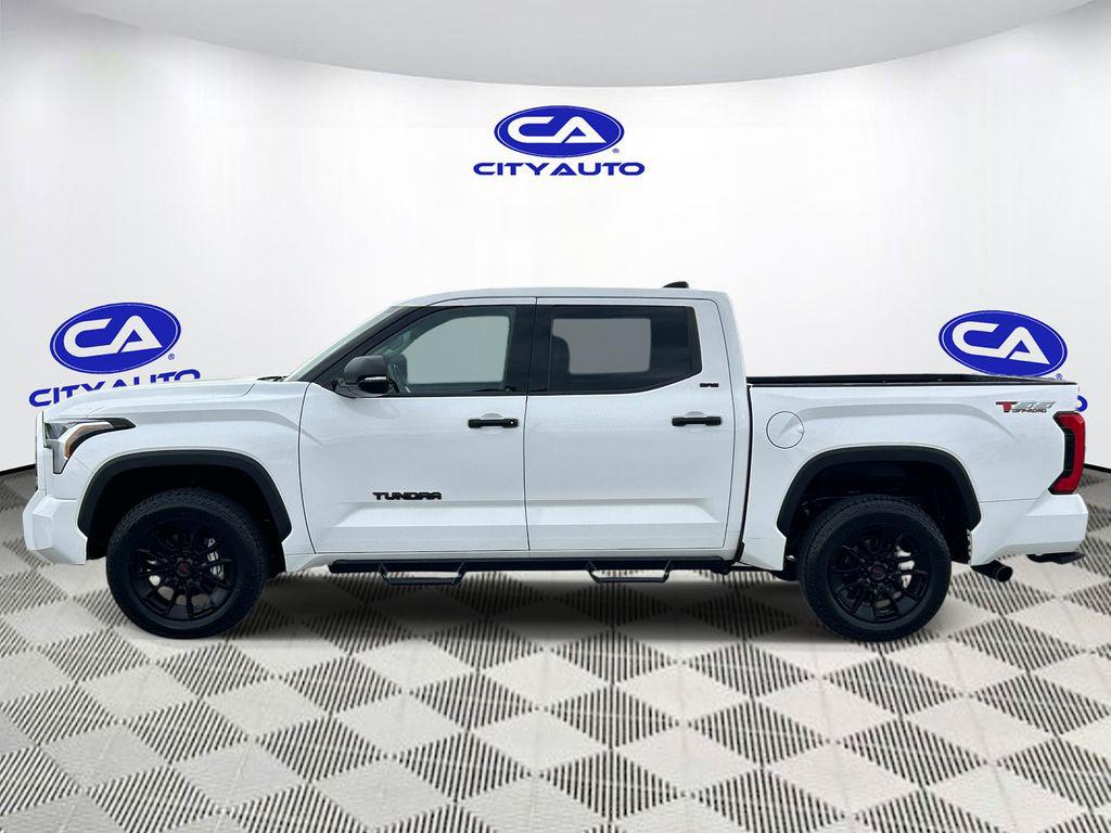 TOYOTA TUNDRA - 7