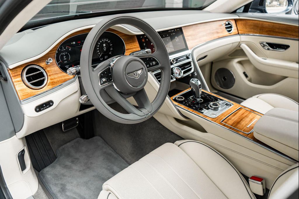 2026 Bentley FLYING SPUR 缩略图 29