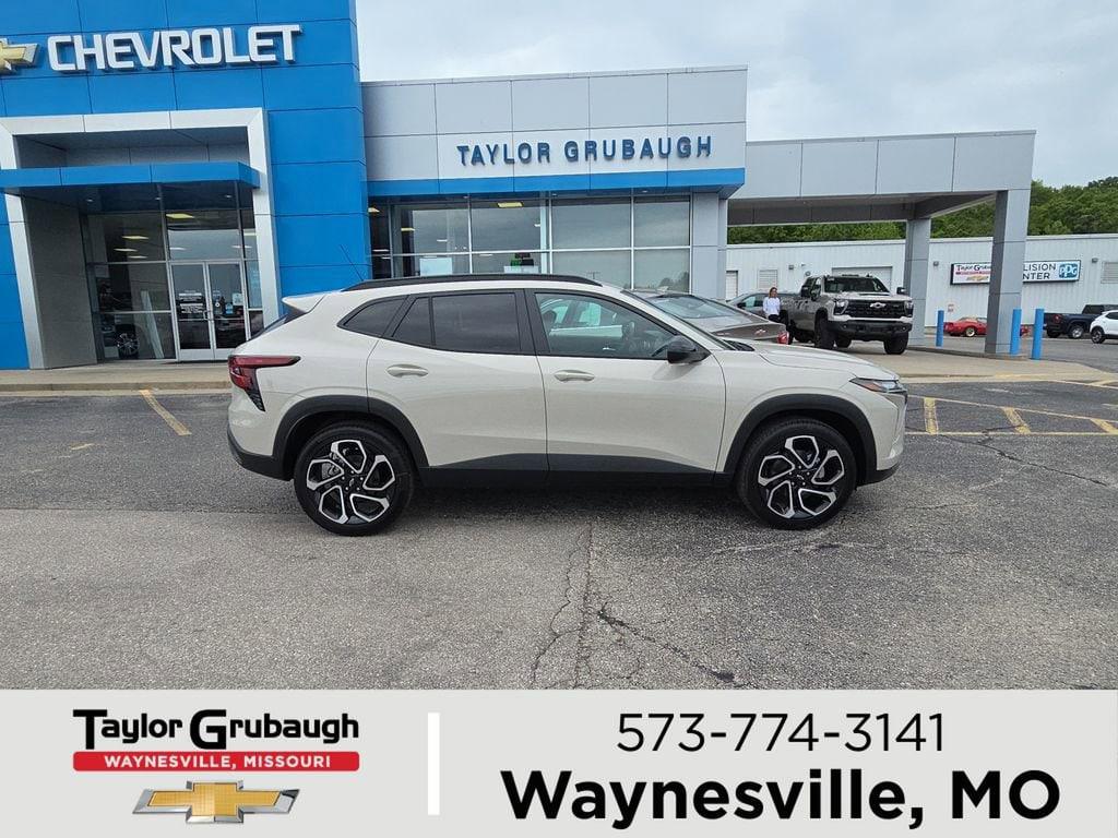 New 2026 Chevrolet Trax FWD 2RS