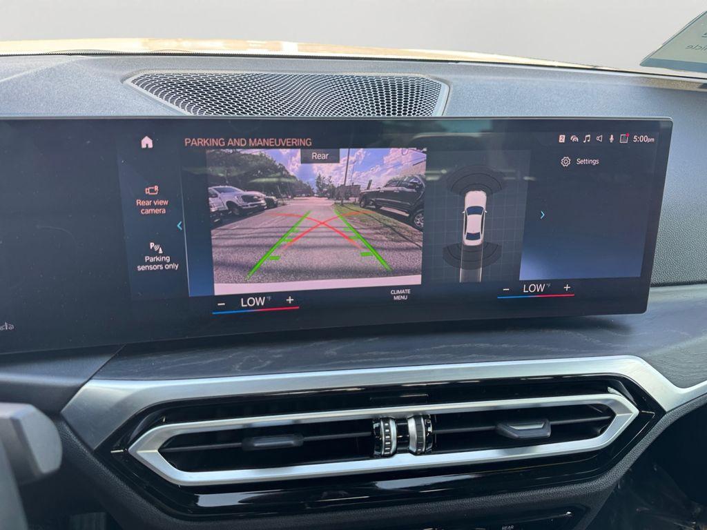صورة مصغرة 19 لـ 2023 BMW 330 I XDRIVE