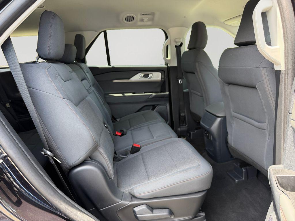 2025 FORD EXPLORER ACTIVE 缩略图 13