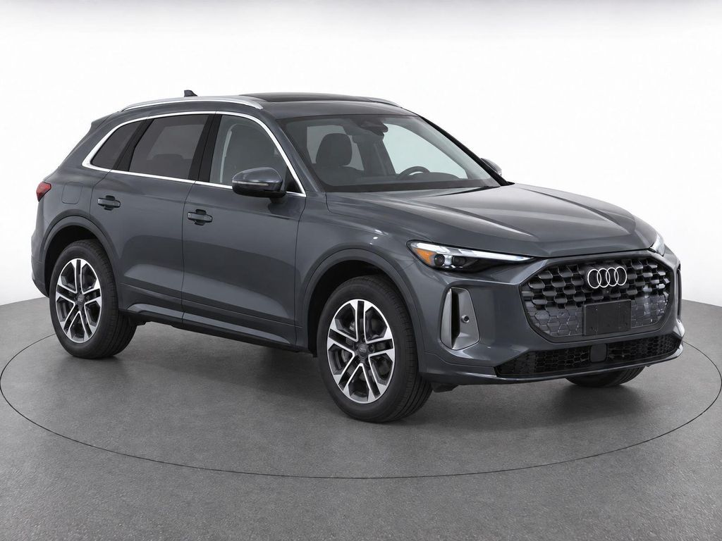 New 2026 Audi Q5 Premium Plus TFSI quattro S tronic