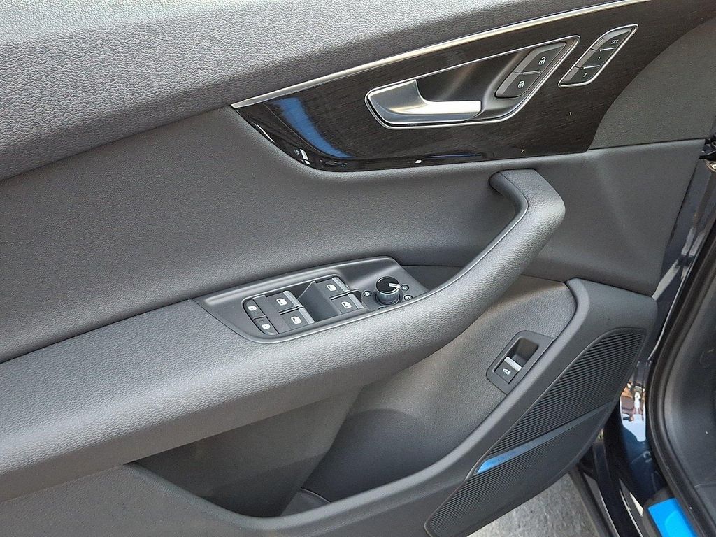 2026 AUDI Q7 55 PREMIUM — фото 10