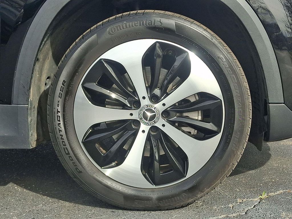 MERCEDES-BENZ GLA-CLASS - 8