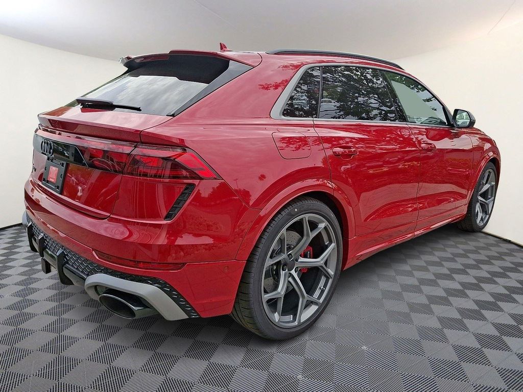 2026 AUDI RS Q8 4.0T — фото 6