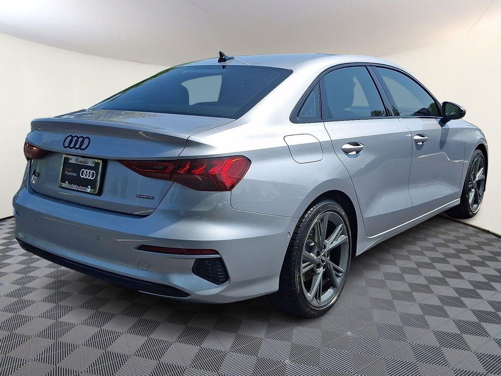 صورة 6 لـ 2024 AUDI A3 PREMIUM