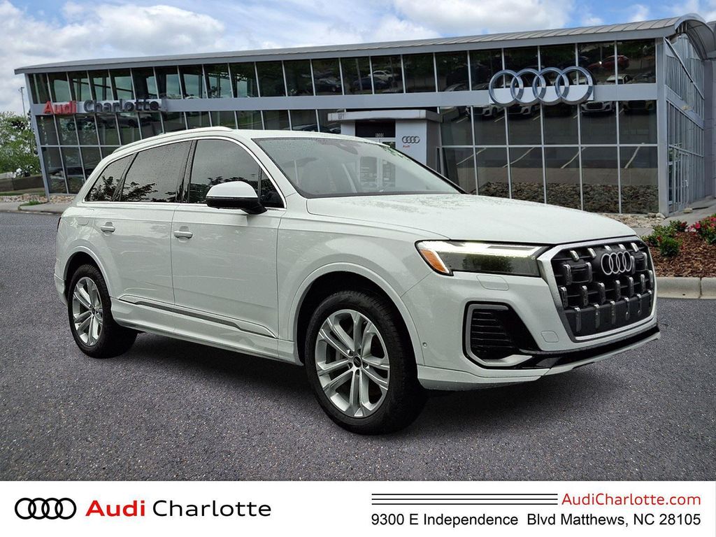 New 2025 Audi Q7 55 Premium Plus