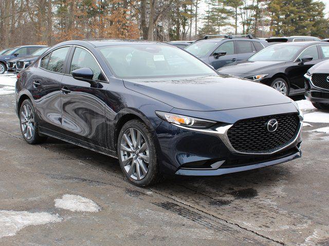 New 2026 Mazda Mazda3 FWD w/Preferred Package