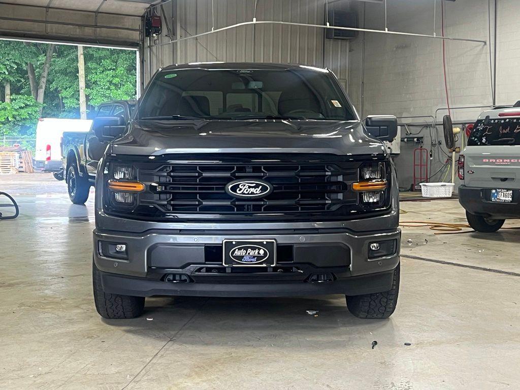 2026 FORD F-150 XLT 照片 2