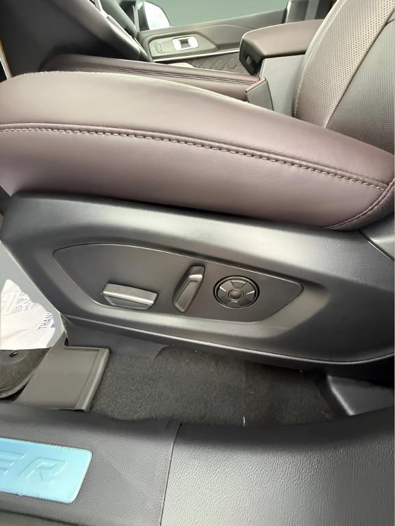 2026 FORD EXPLORER PLATINUM — миниатюра 22