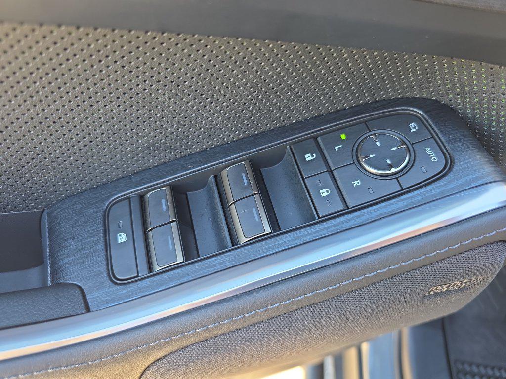 صورة مصغرة 20 لـ 2024 Lexus GX 550 OVERTRAIL+