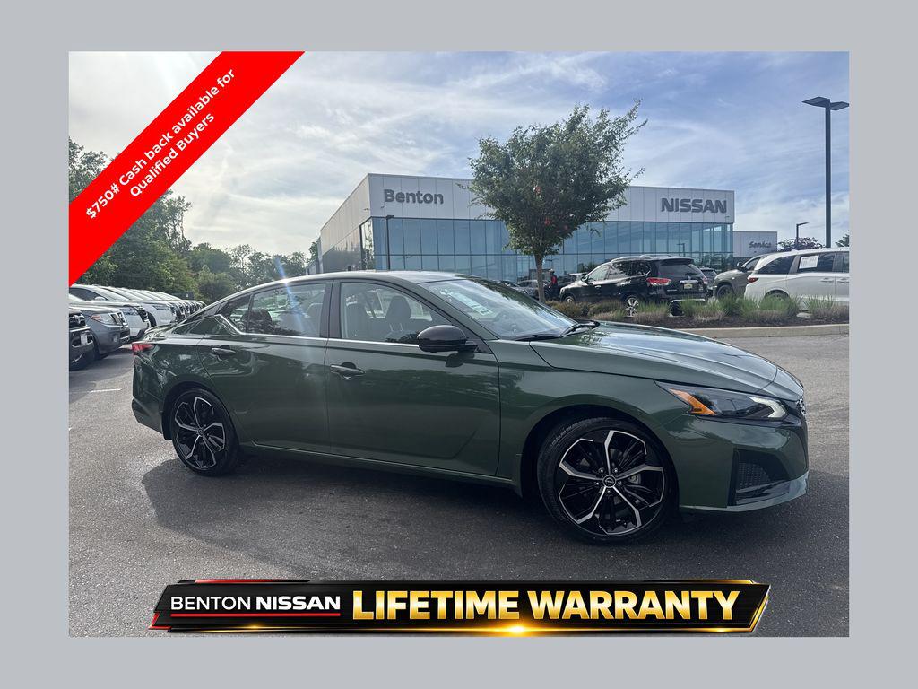 New 2026 Nissan Altima SR FWD