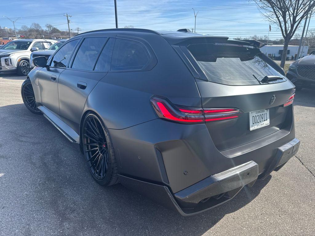 صورة مصغرة 36 لـ 2025 BMW M5 BASE