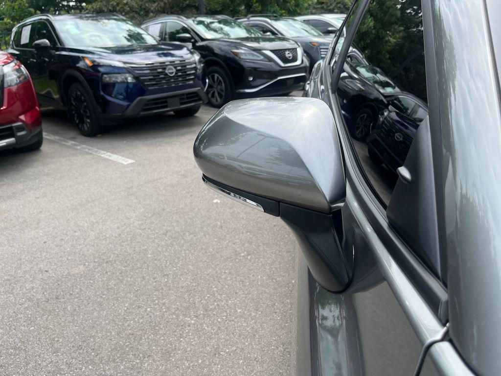 2026 Toyota CAMRY SE 缩略图 37