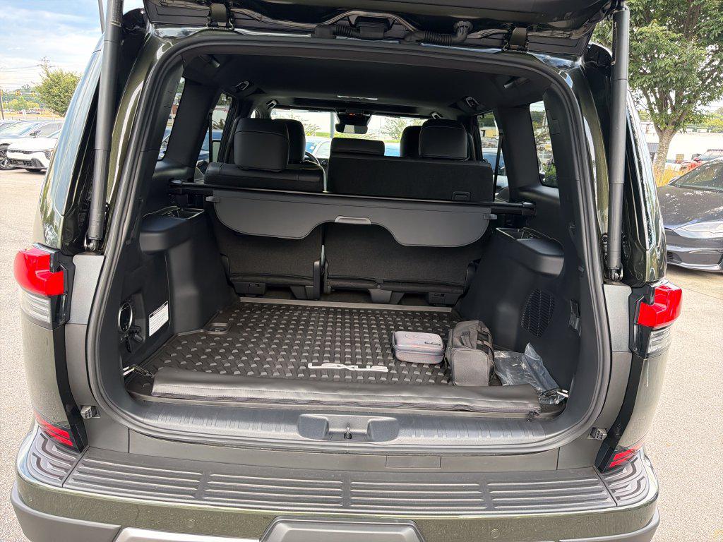 صورة مصغرة 26 لـ 2026 Lexus GX 550 OVERTRAIL+